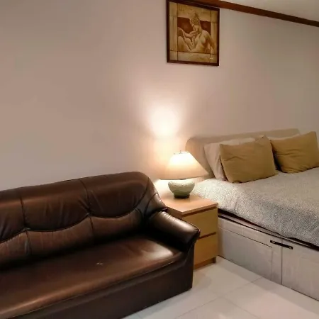 Omni Tower Cozy Apartments By Direct Rooms Bangkok Exterior photo