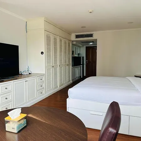Omni Tower Cozy Apartments By Direct Rooms Bangkok Exterior photo